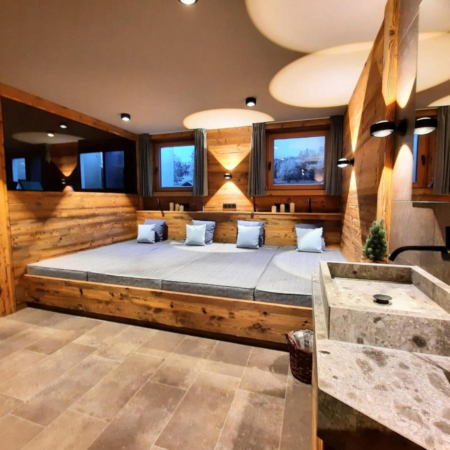 Hahnenkamm Suite Ski-In Ski-Out Direkt An Der Hahnenkammbahn Кицбюел Екстериор снимка
